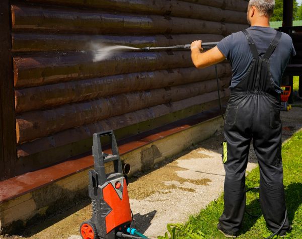 Log Home Pressure Washing in Athens