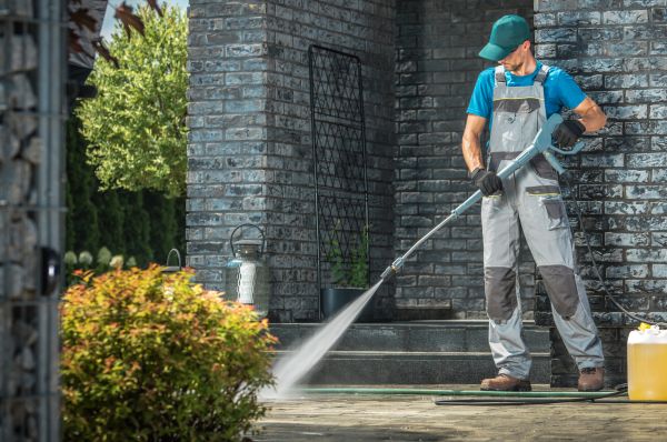 Cost of Outside House Cleaning in Athens